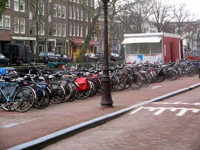 even poor people in america have better bikes than the dutch